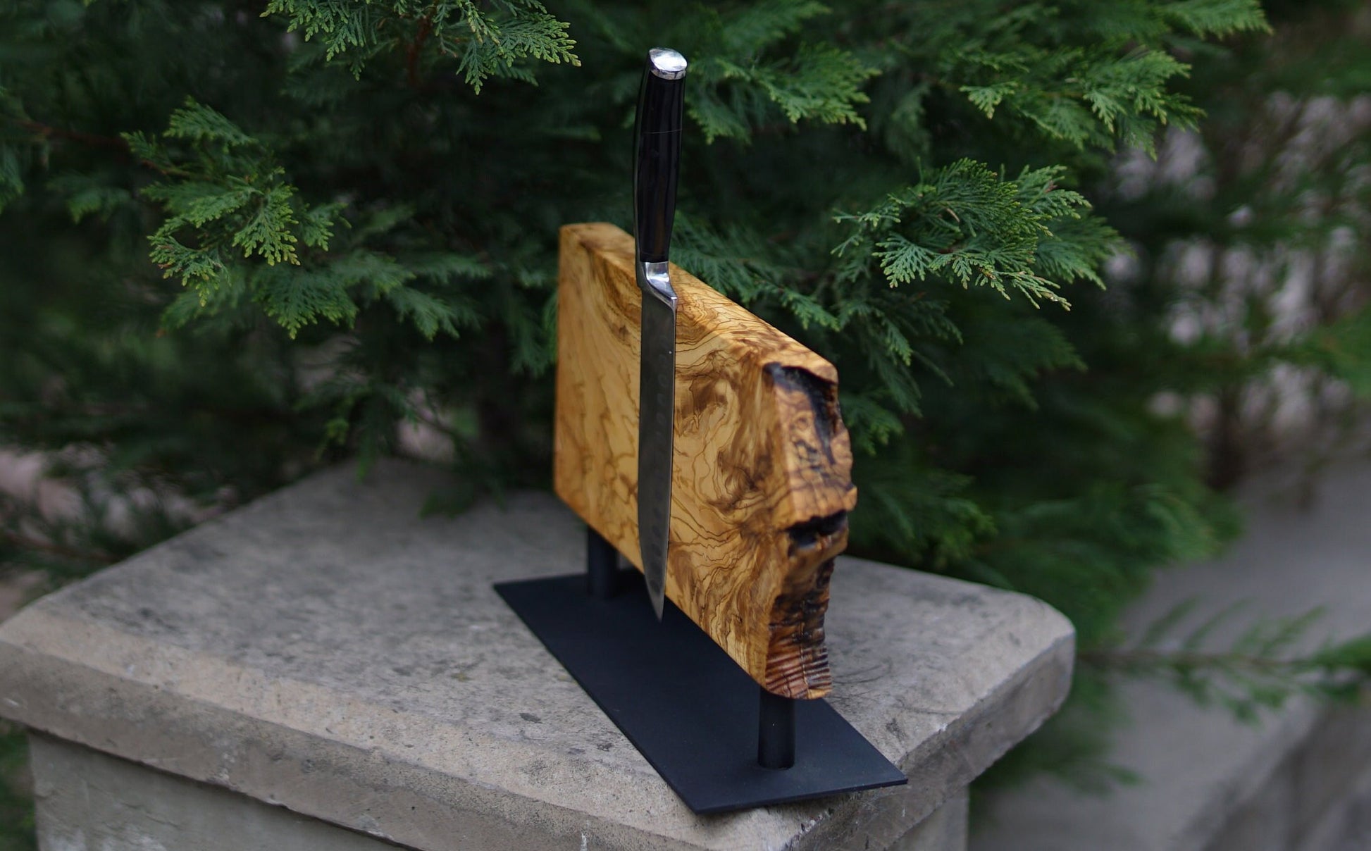 Magnetic Knife Block- Knife Display, Knife Block, Utensil Holder For Kitchen, Kitchen Organization Knife Stand, Magnetic Knife Block,
