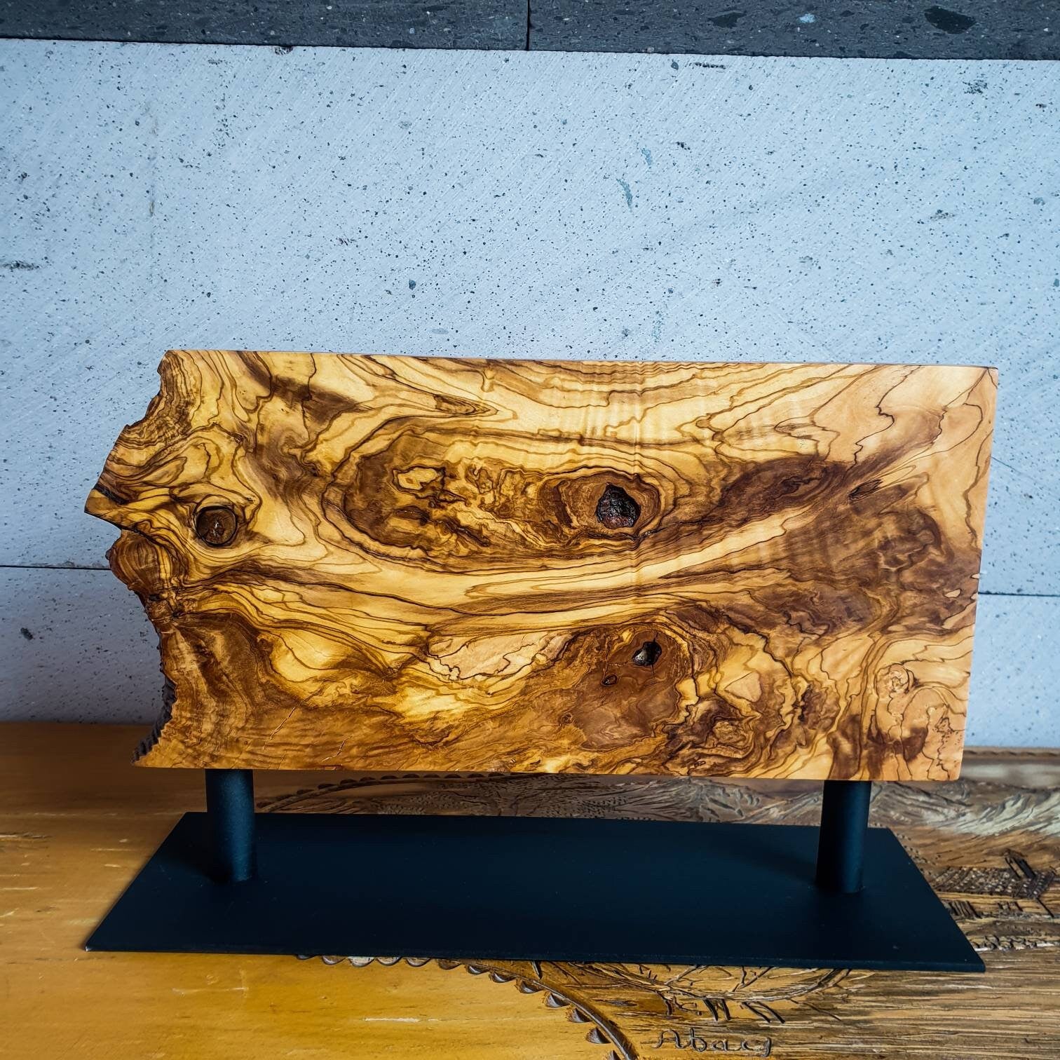 Magnetic Knife Holder, Wood Knife Holder, Knife Holder İron Base, Wood Knife Rack, Natural Edge Knife Holder, Olive Wood, Olive Wood