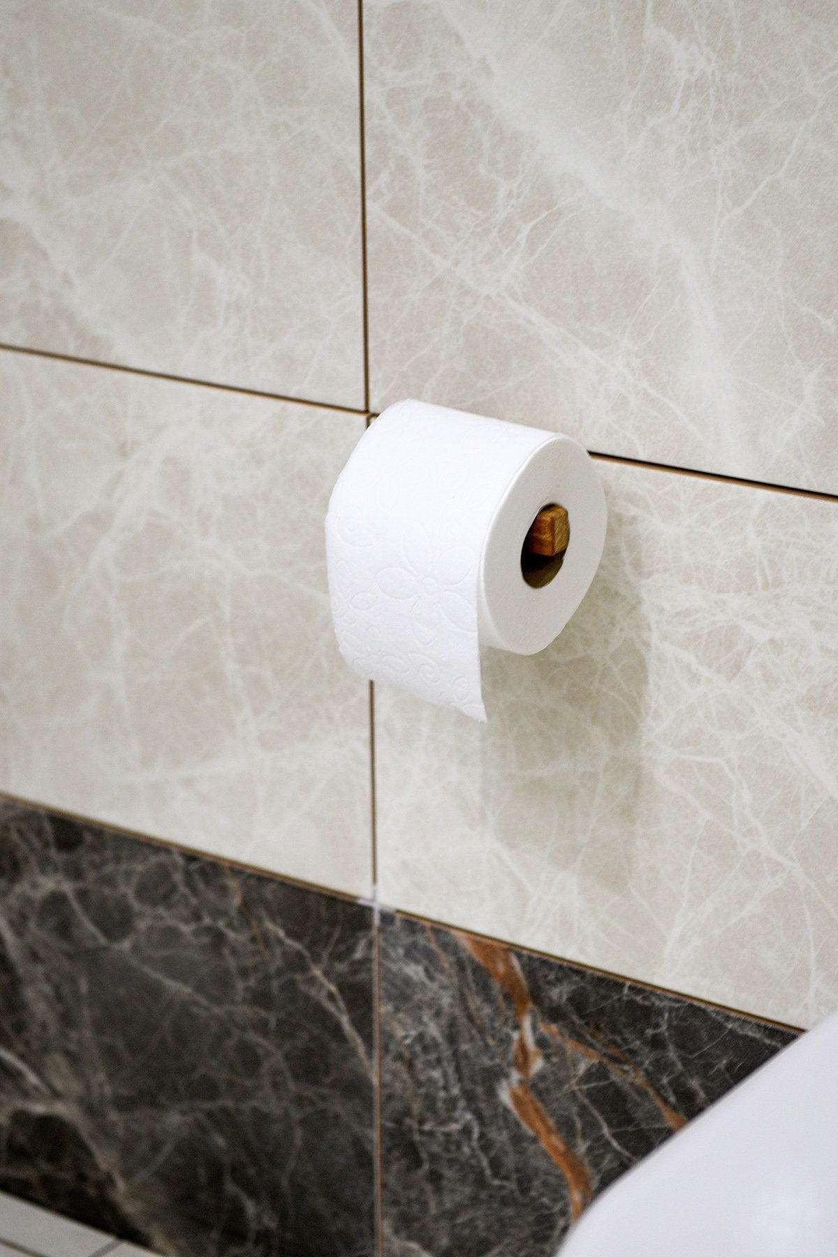 Handmade Bathroom Decor, Minimalist Toilet Paper Holder, Scandinavian Bathroom Decor, Modern Bathroom Accessories, Wood Toilet Paper Holder