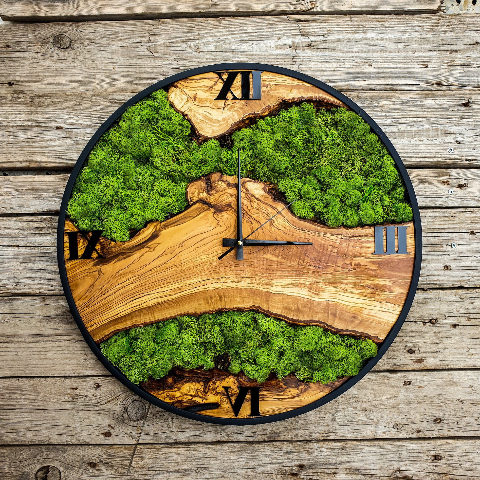 Custom Made Moss & Wood Wall Clock-Made to Order Moss Wall Clock, Moss Wall Art,  Moss Art With Wood,  New Home Gift, Christmas Gift