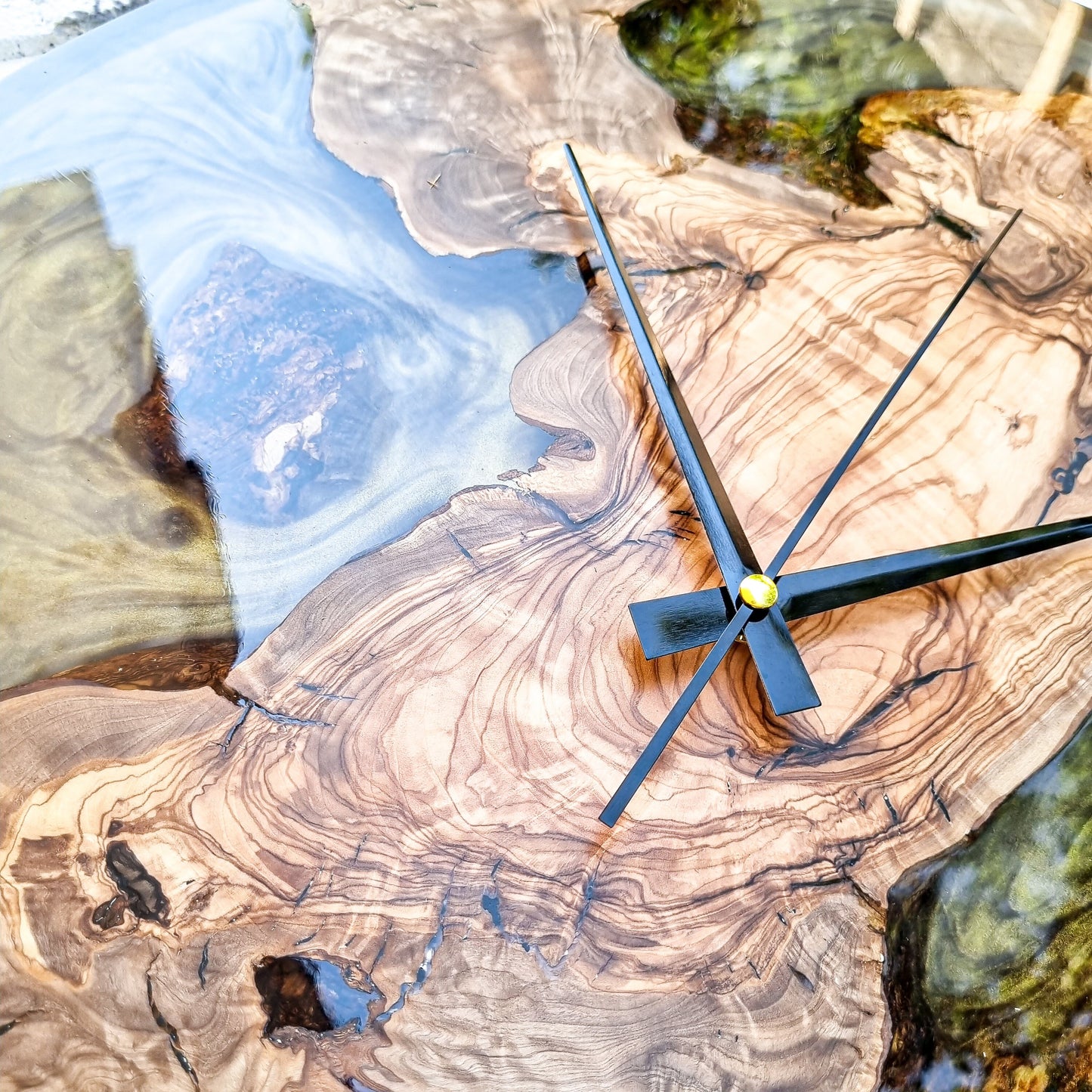 Resin & Olive Wood Wall Clock, Epoxy and Wood Wall Clock, Unique Handmade Wall Decor