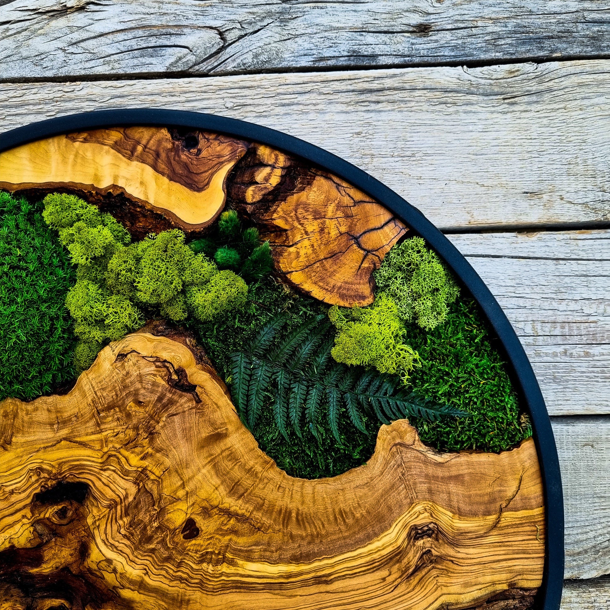 Bespoke Moss Wall Decor - Custom Made Moss Wood Wall Art - Preserved Moss Wall Decor - Wooden Wall Decor for Living Room - Christmas Gift