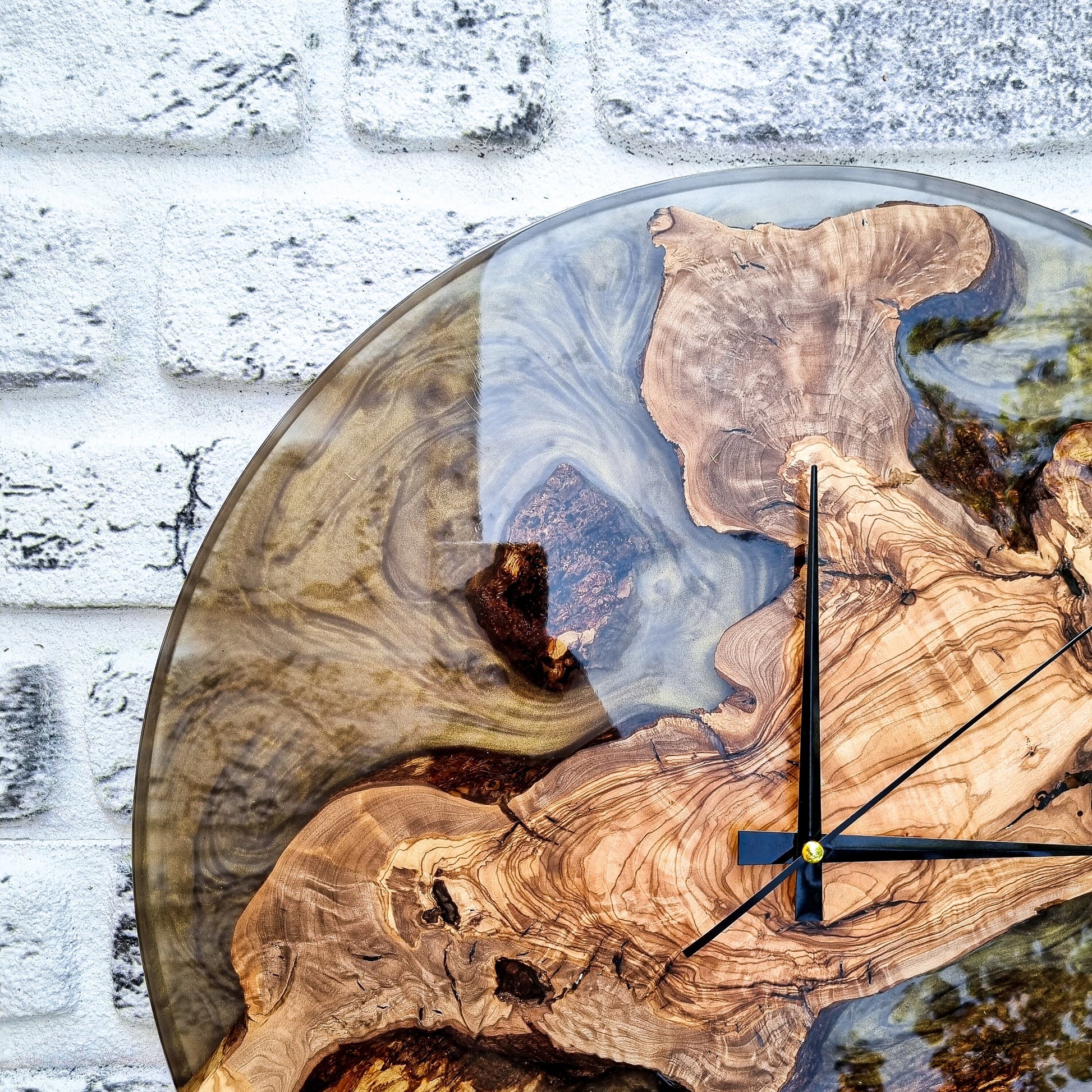 Resin & Olive Wood Wall Clock, Epoxy and Wood Wall Clock, Unique Handmade Wall Decor