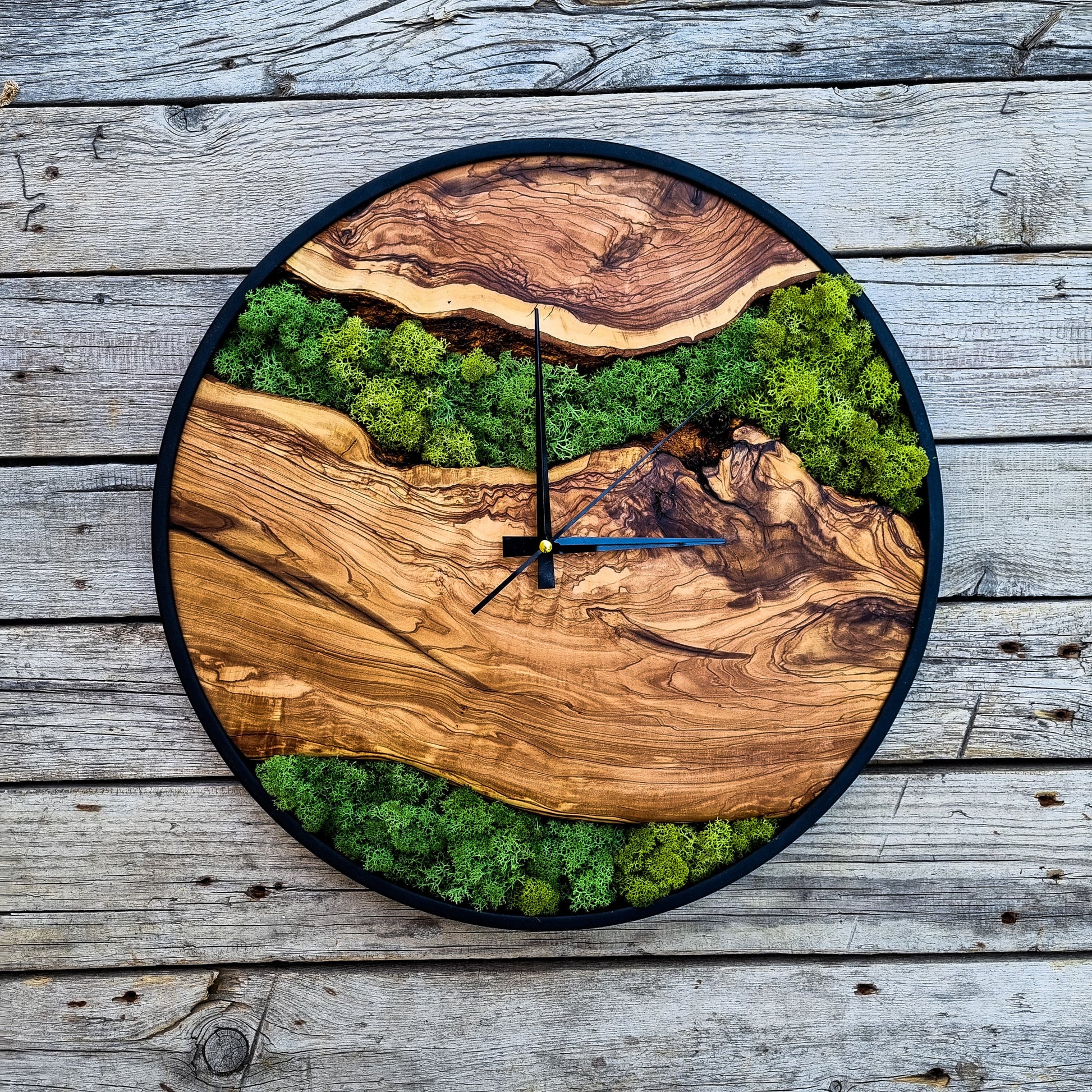 Custom Made Moss & Wood Wall Clock-Made to Order Moss Wall Clock, Moss Wall Art,  Moss Art With Wood,  New Home Gift, Christmas Gift