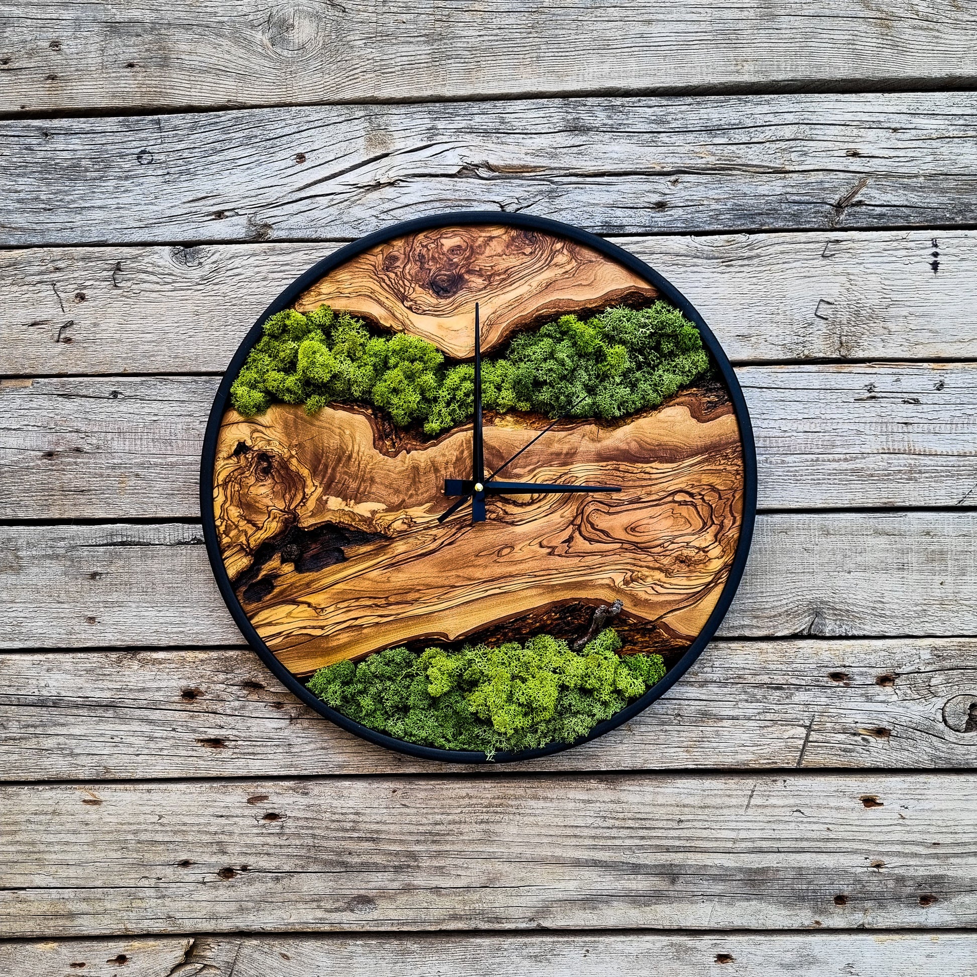 Custom Made Moss & Wood Wall Clock-Made to Order Moss Wall Clock, Moss Wall Art,  Moss Art With Wood,  New Home Gift, Christmas Gift
