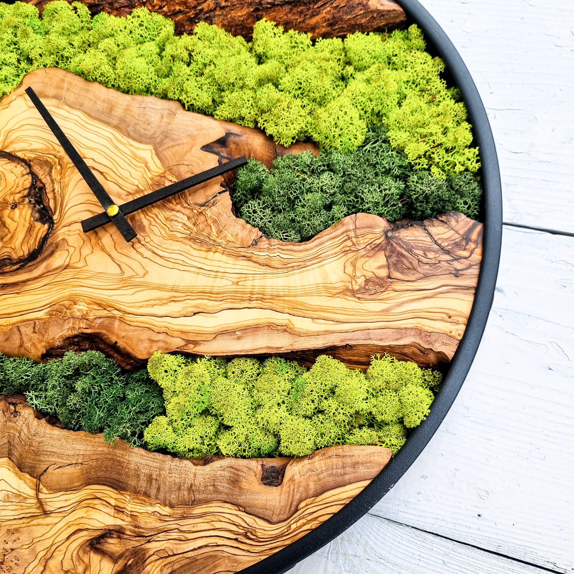Moss Wall Clock, Custom Made Moss & Wood Wall Clock