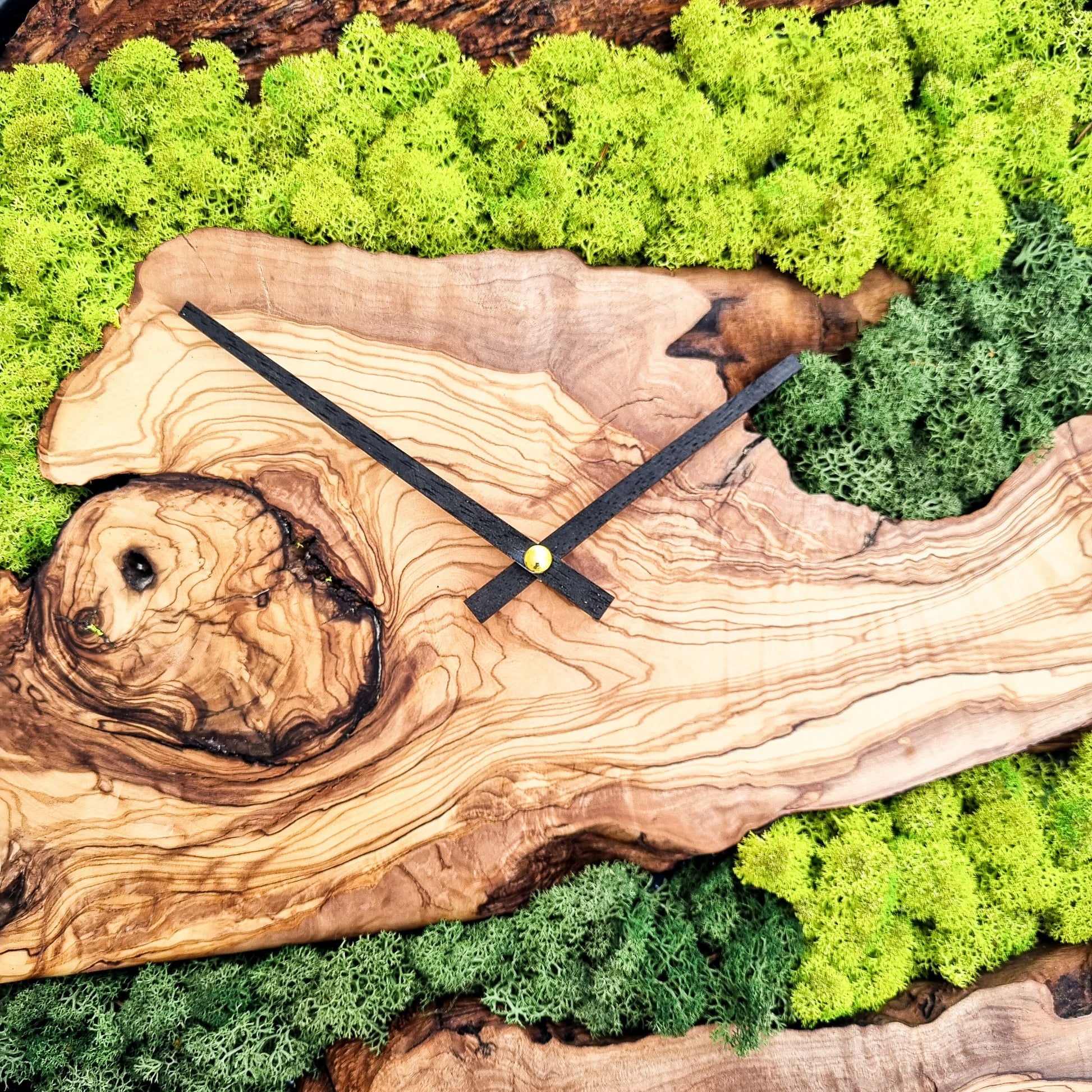 Moss Wall Clock, Custom Made Moss & Wood Wall Clock
