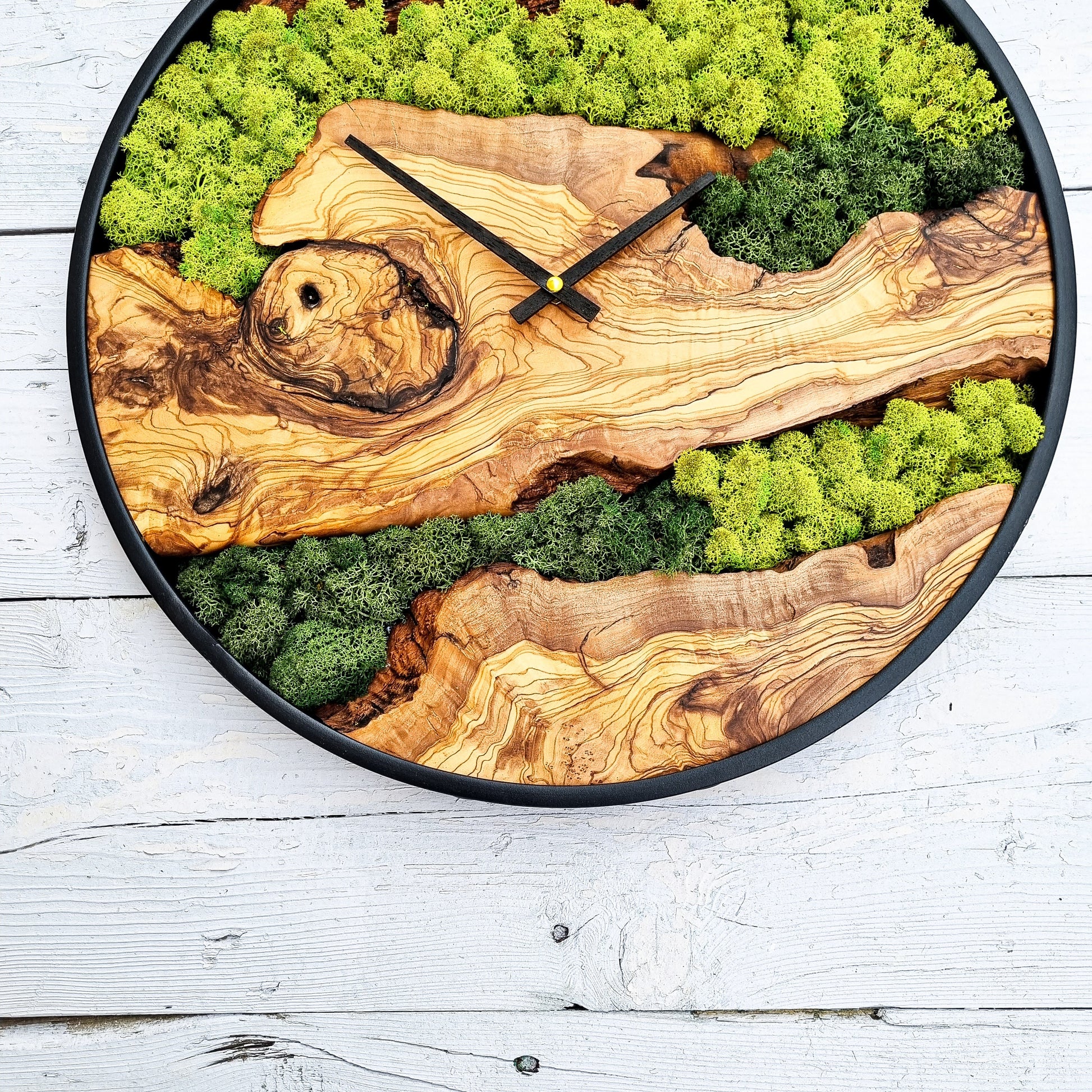 Moss Wall Clock, Custom Made Moss & Wood Wall Clock