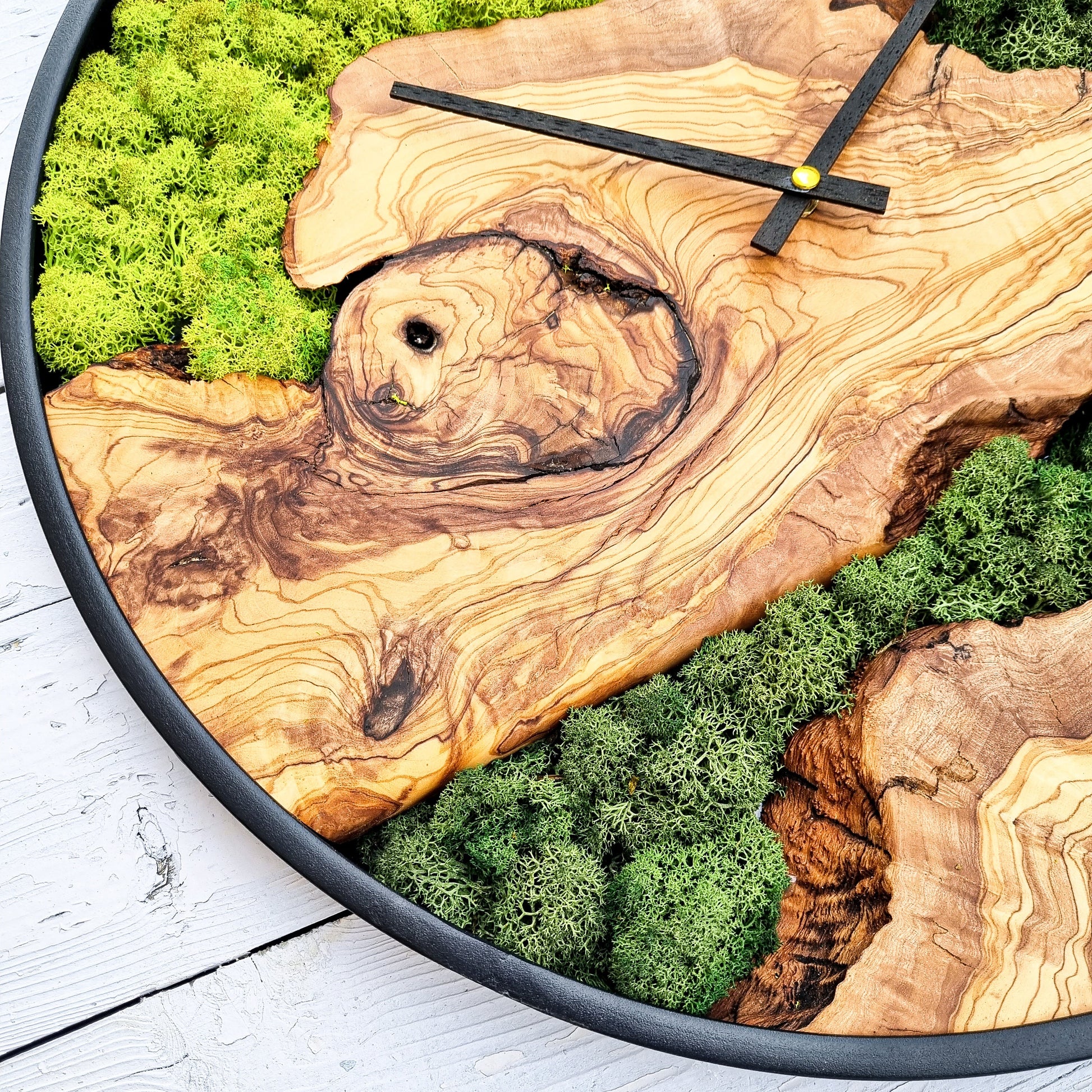 Moss Wall Clock, Custom Made Moss & Wood Wall Clock