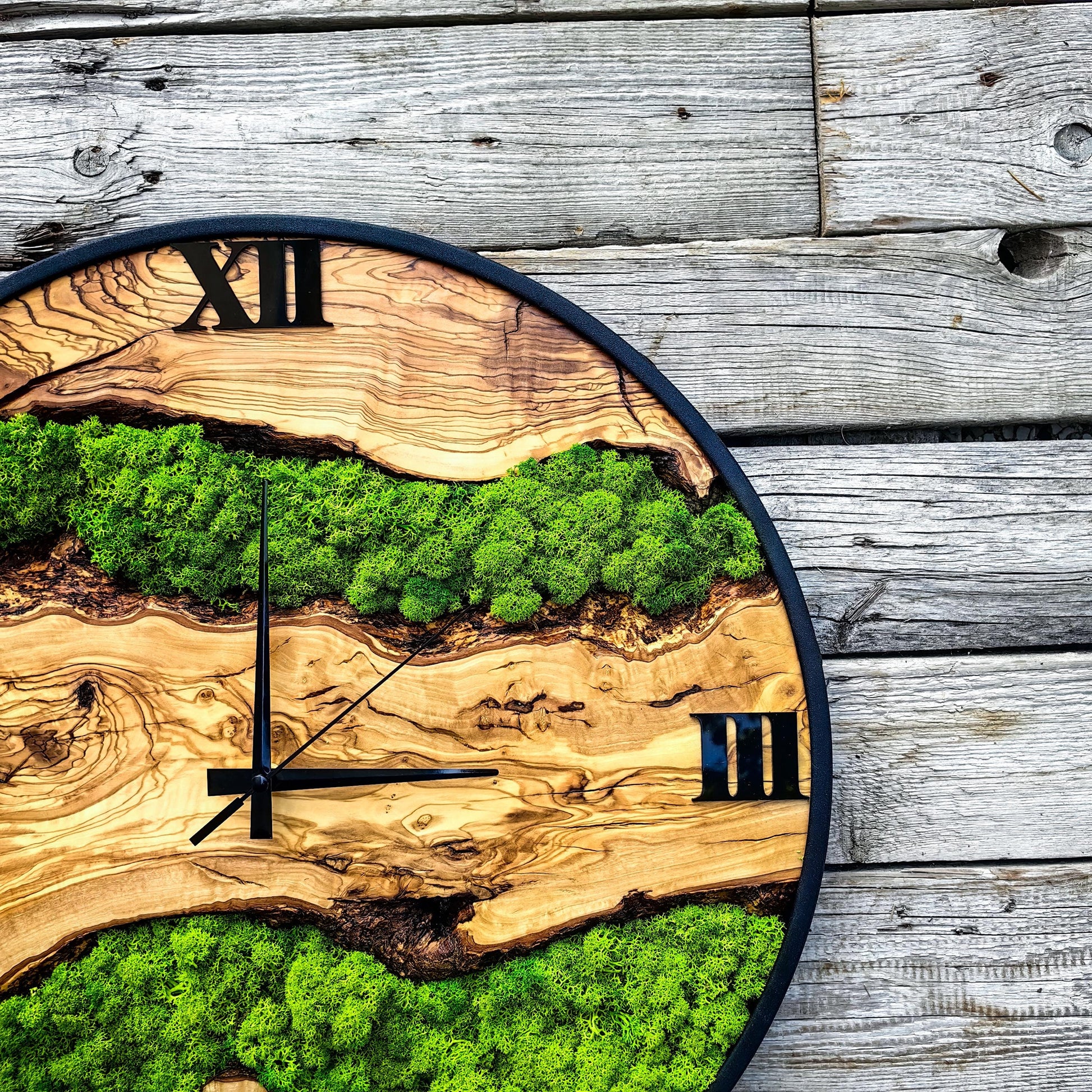 Custom Moss and Metal Wall Clock, Unique Olive Wooden Wall Clock & Moss Wall Art